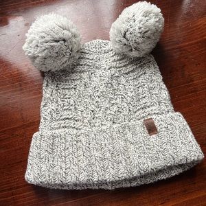 Roots double Pom beanie